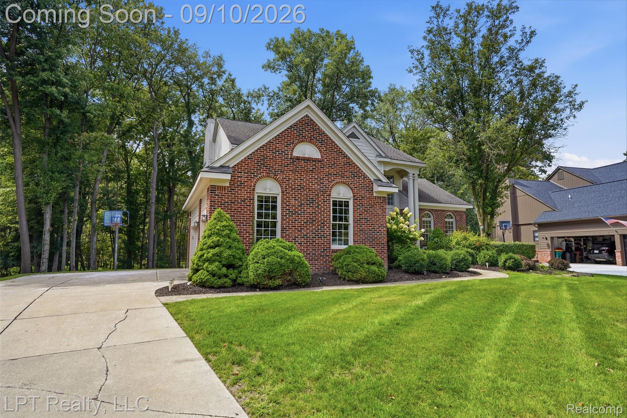 1419 Woodbridge Lane