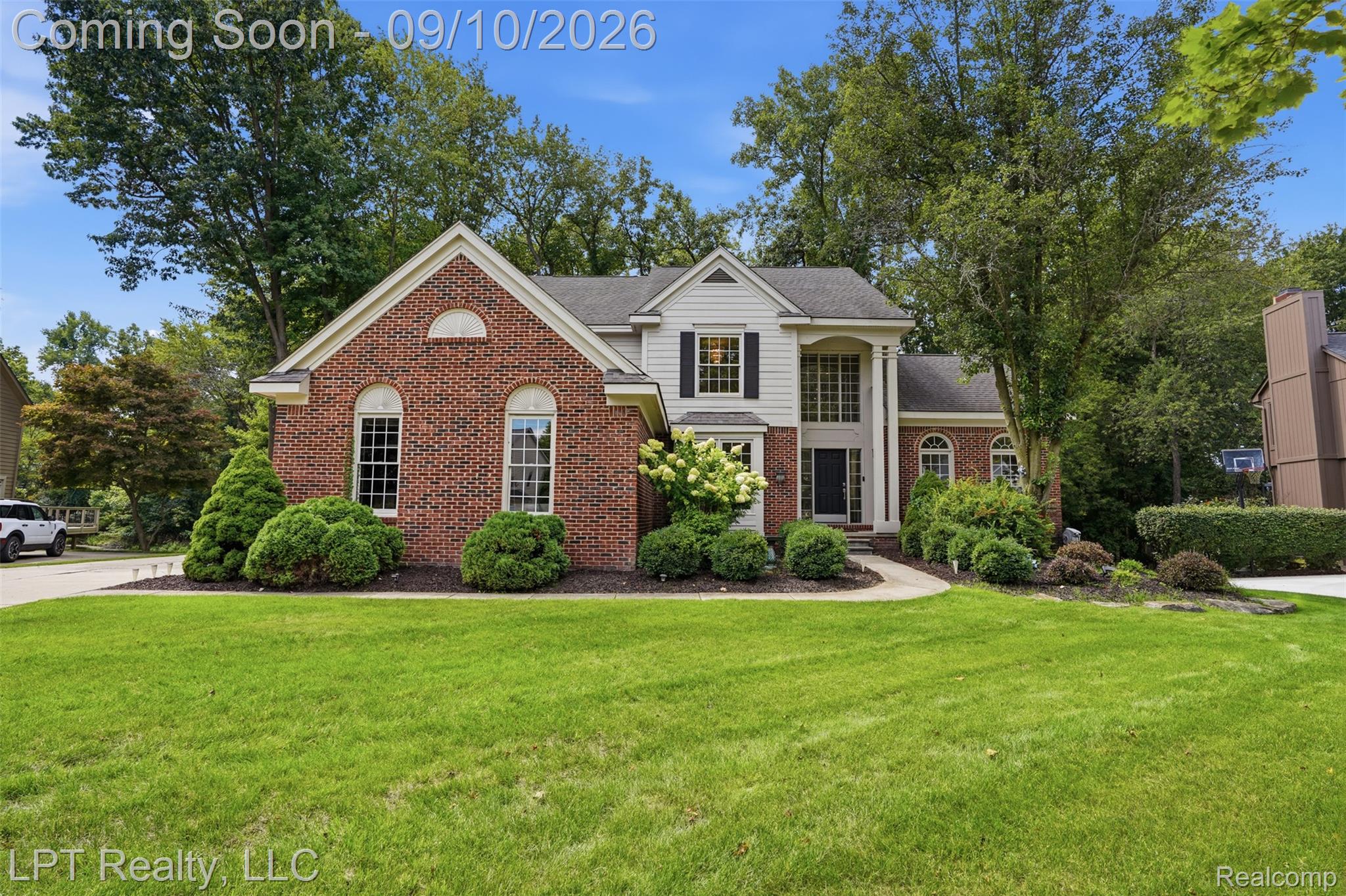 1419 Woodbridge Lane