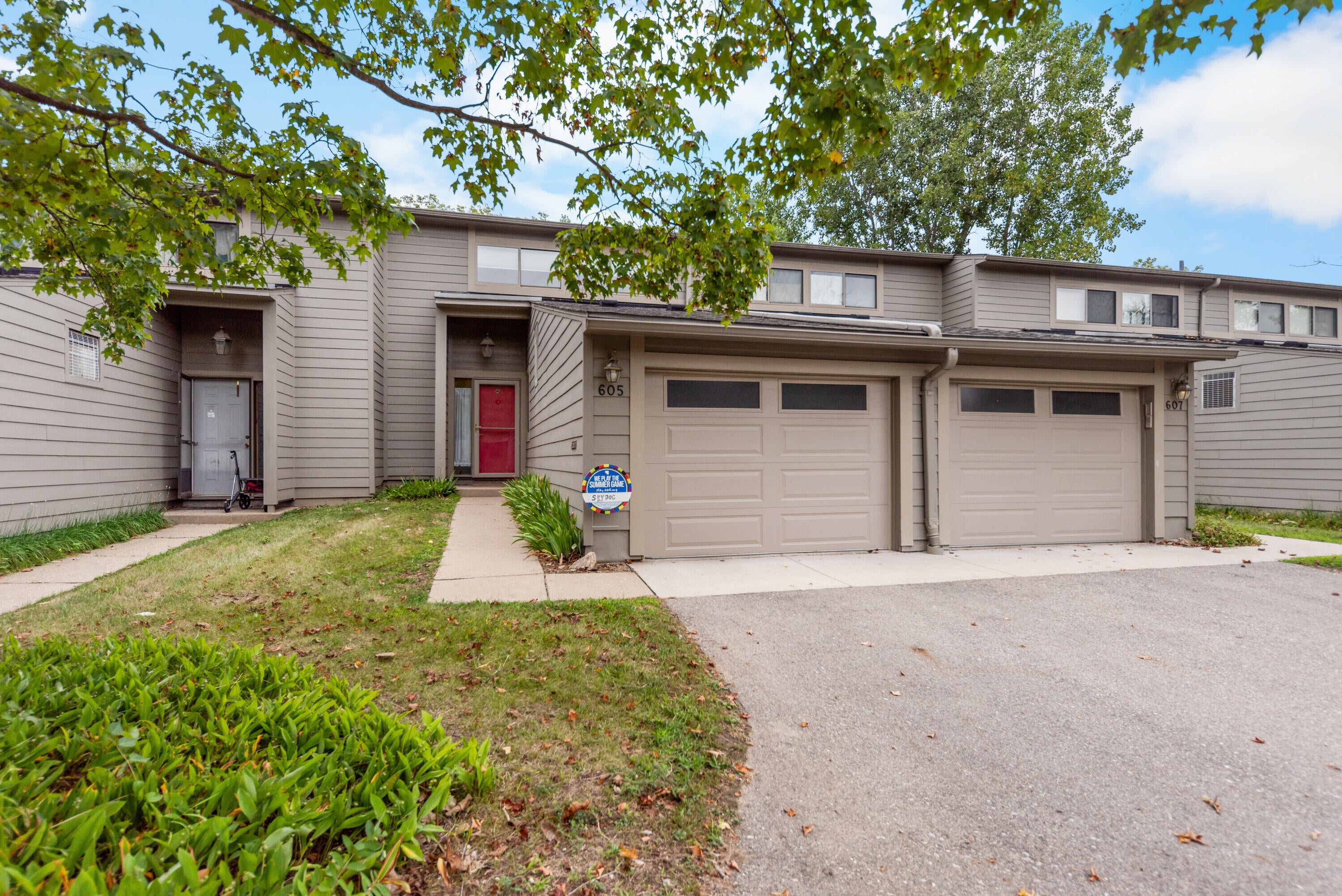 605 Watersedge Drive