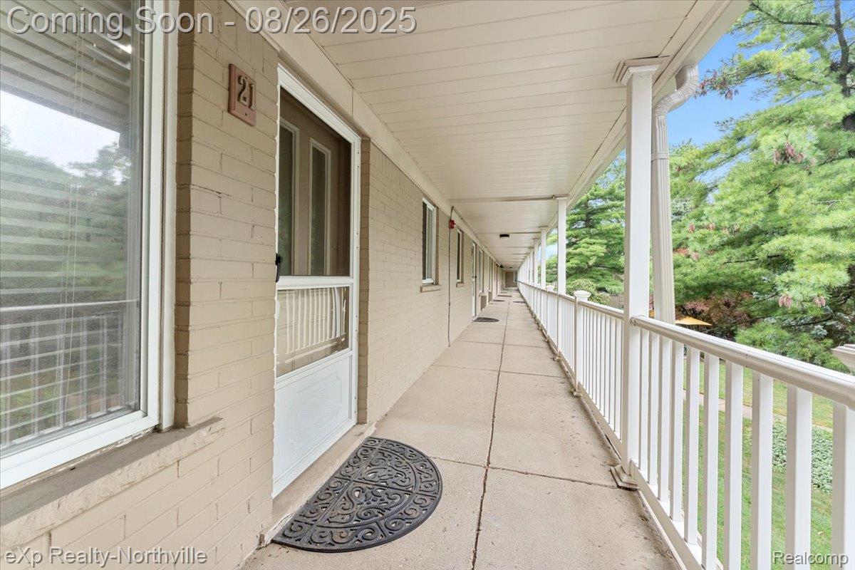 475 S Adams Road 21