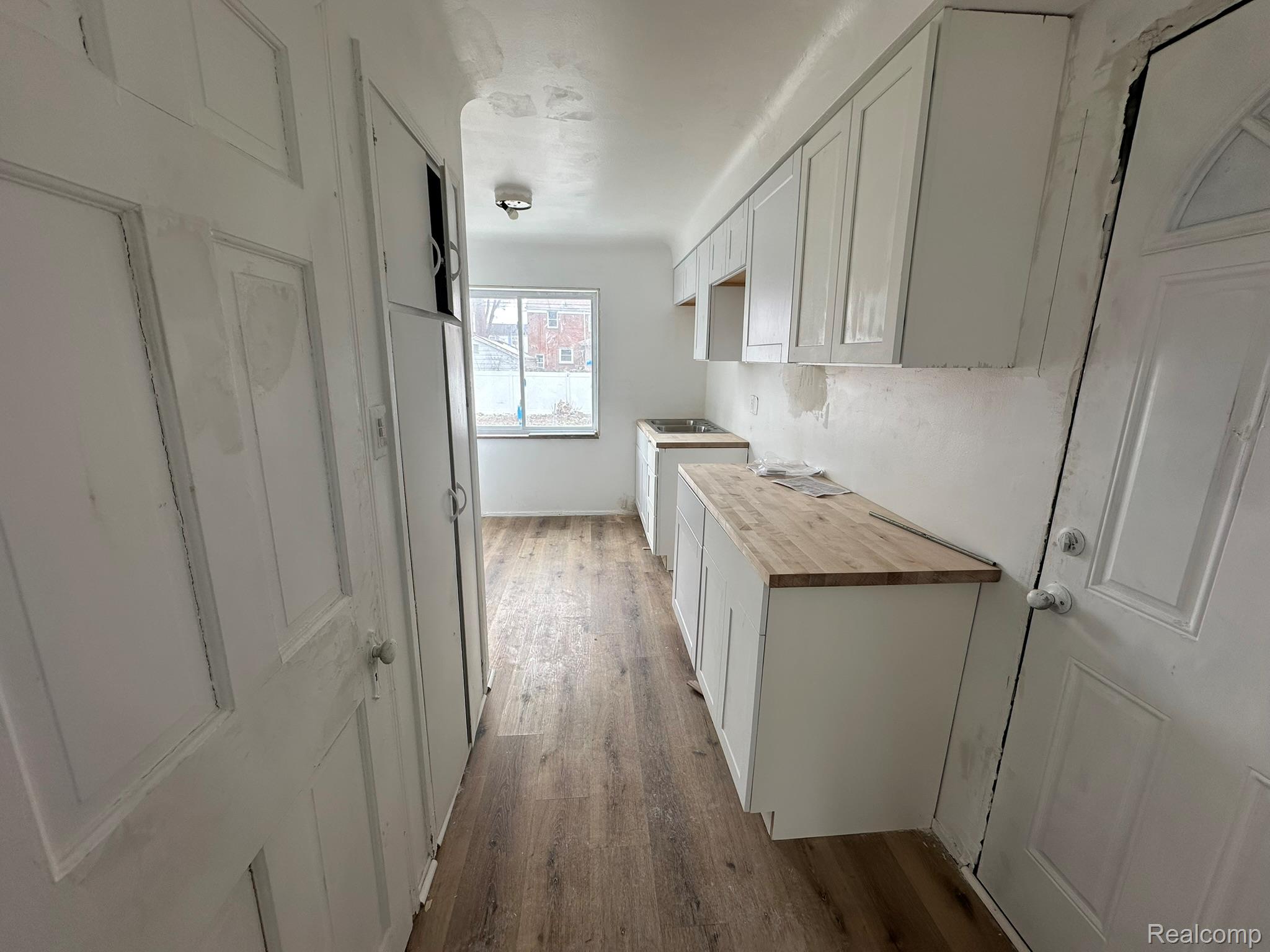 15759 Evergreen Road