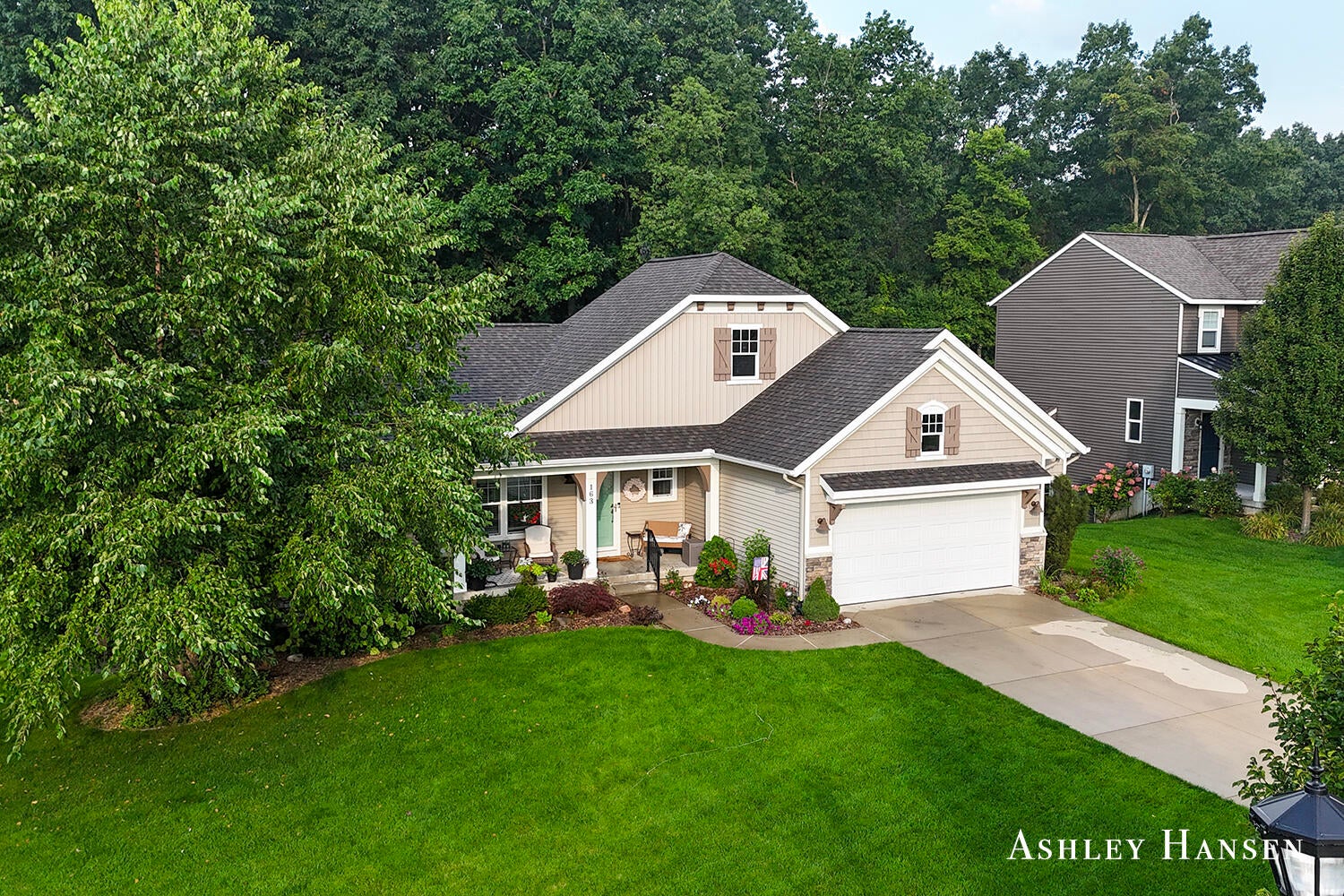 163 Dogwood Drive NE