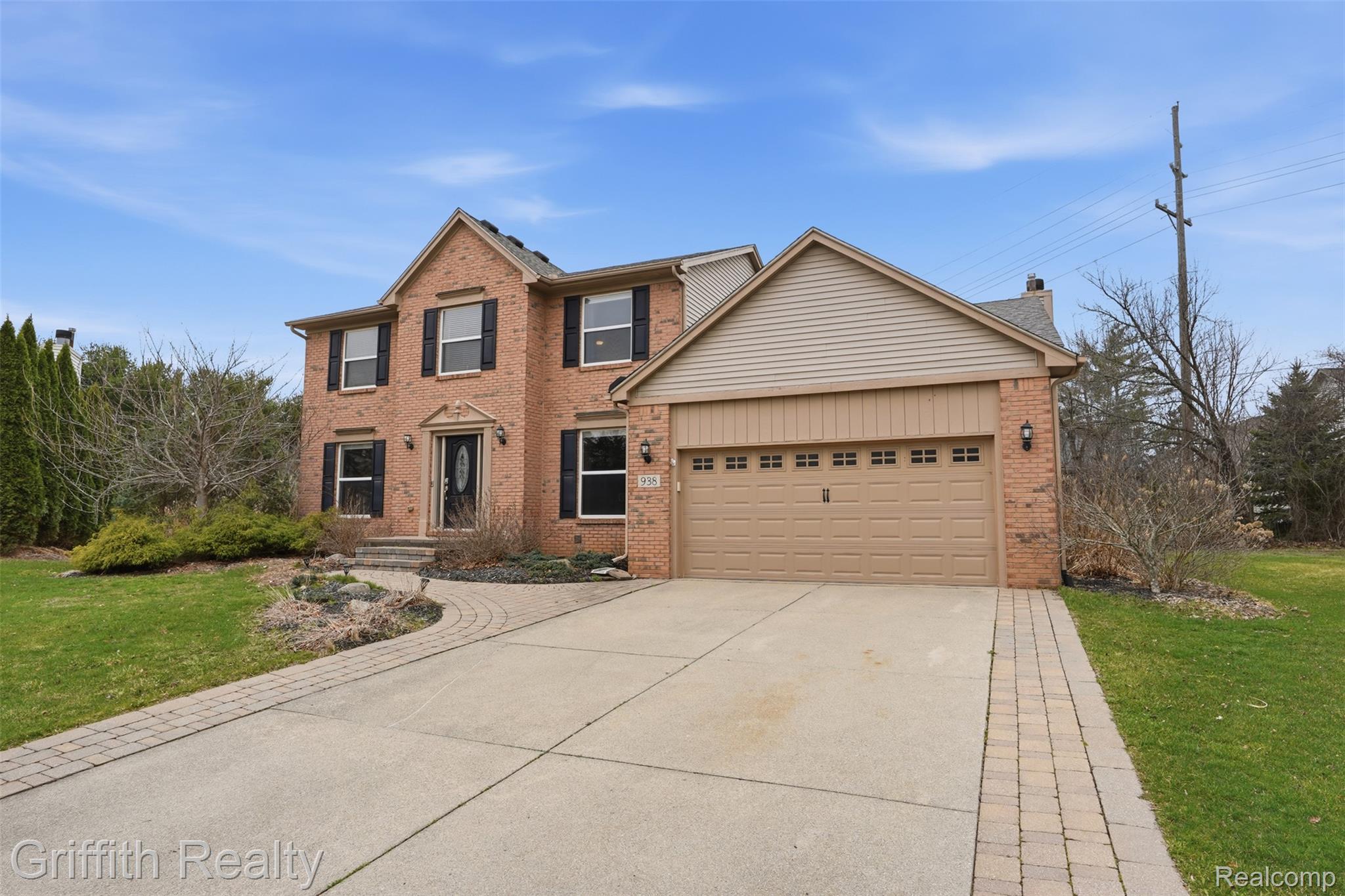 938 Meadowbrook Court