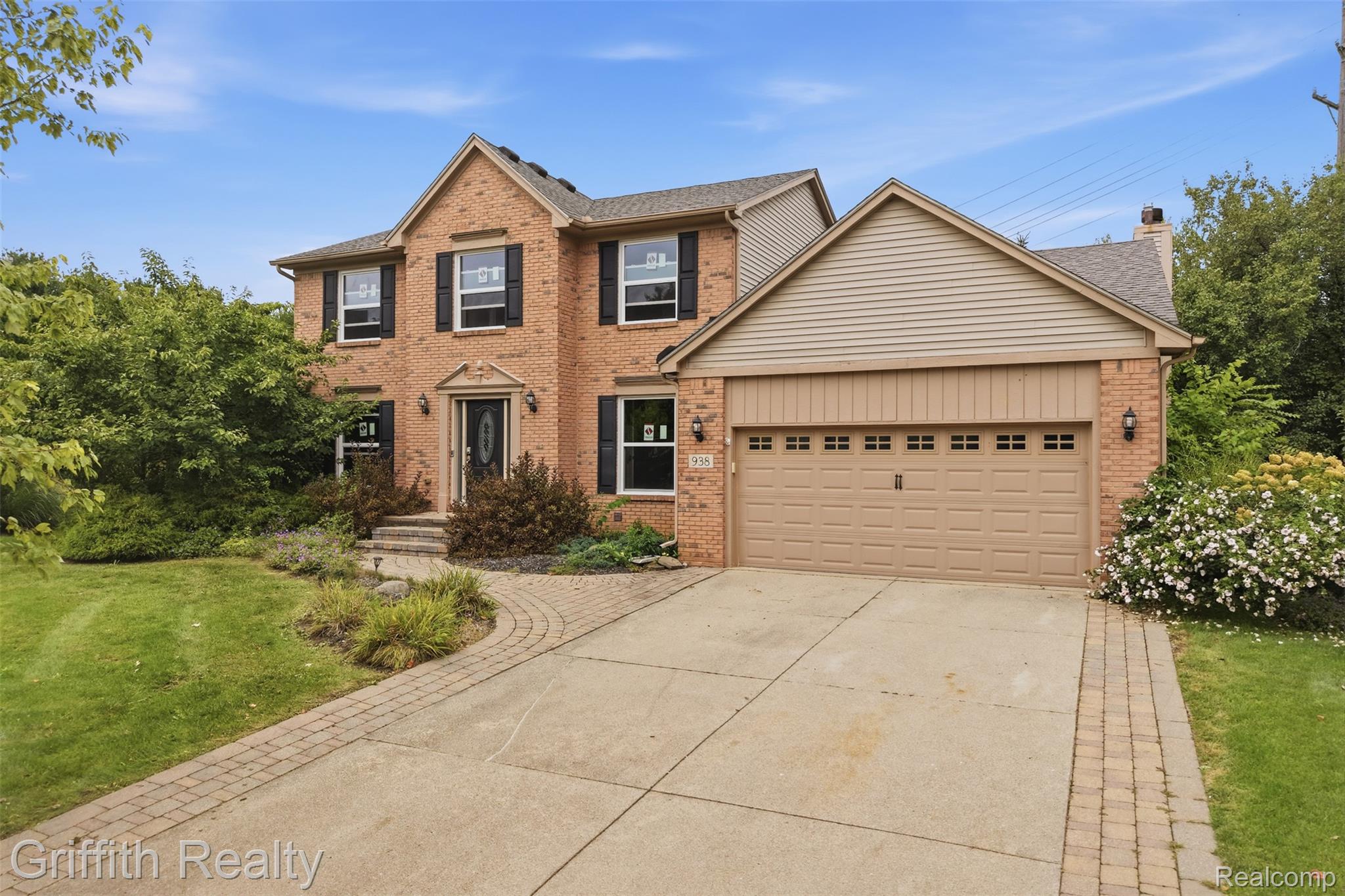 938 Meadowbrook Court
