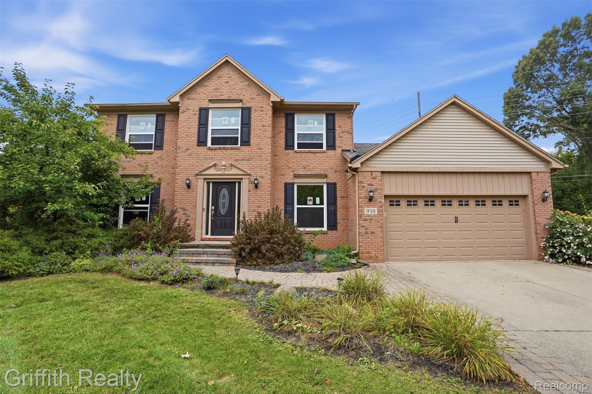 938 Meadowbrook Court