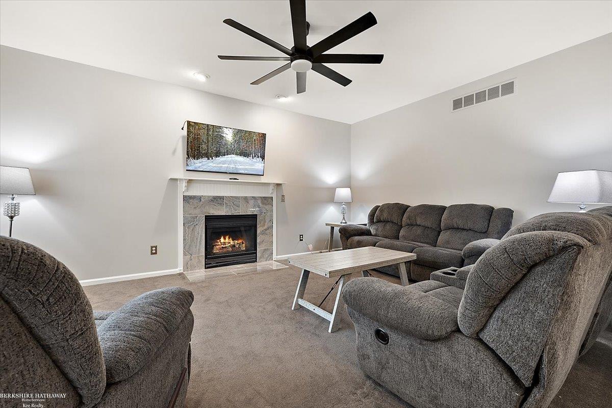 9105 Timbercrest Lane