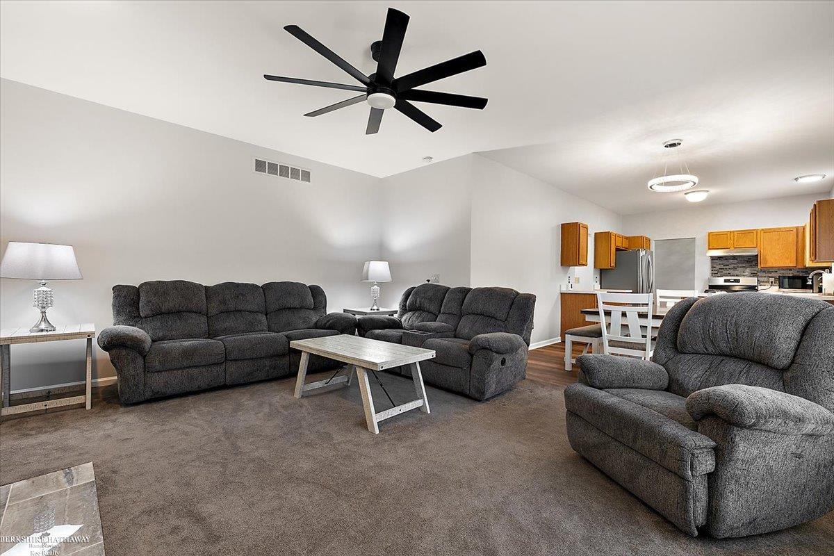 9105 Timbercrest Lane