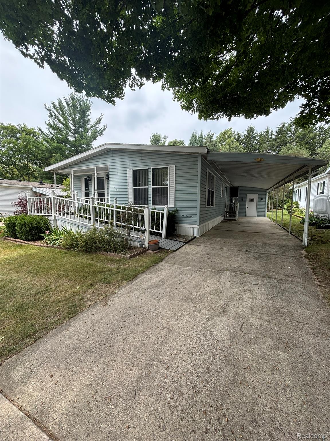 509 Park View