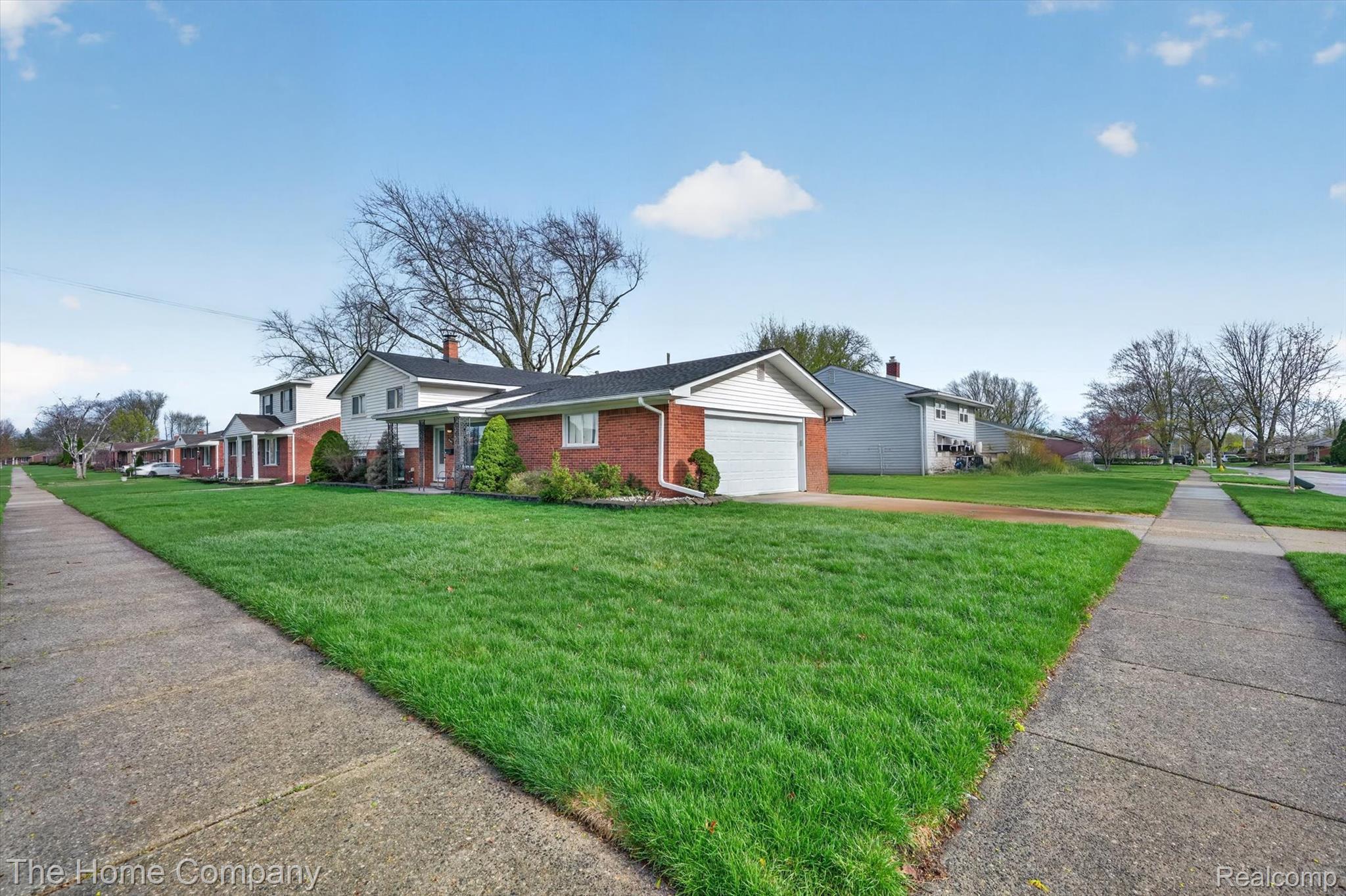 33847 Tawas Trail