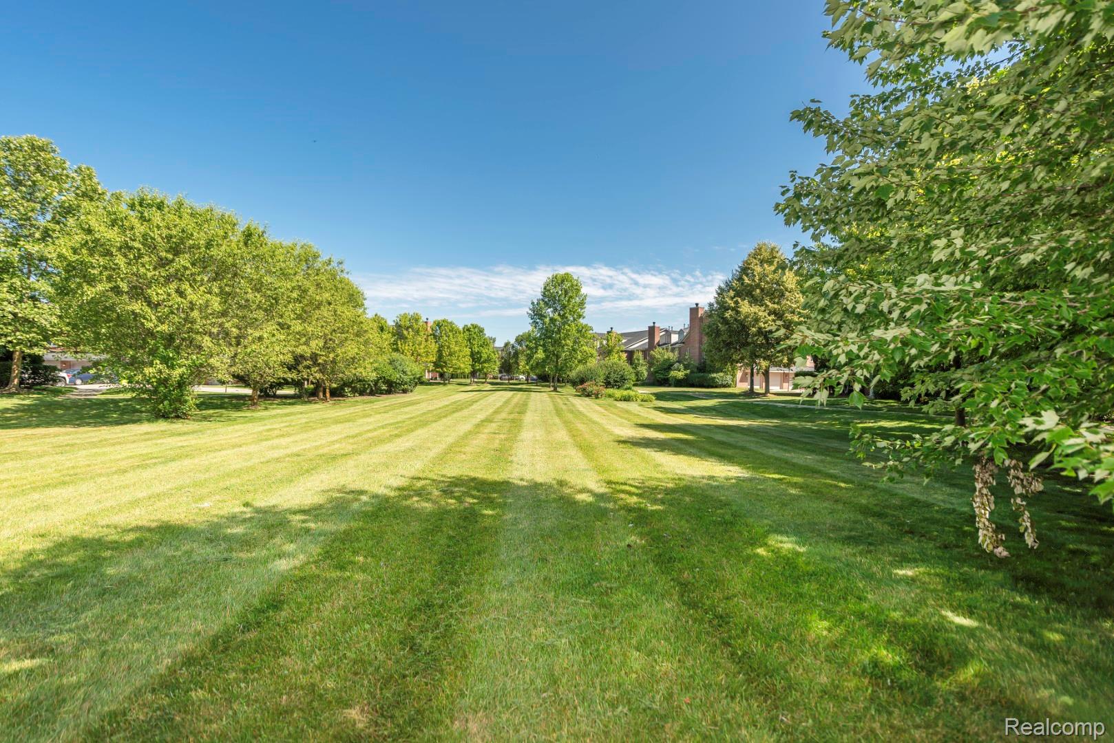 5738 Wellesley Lane