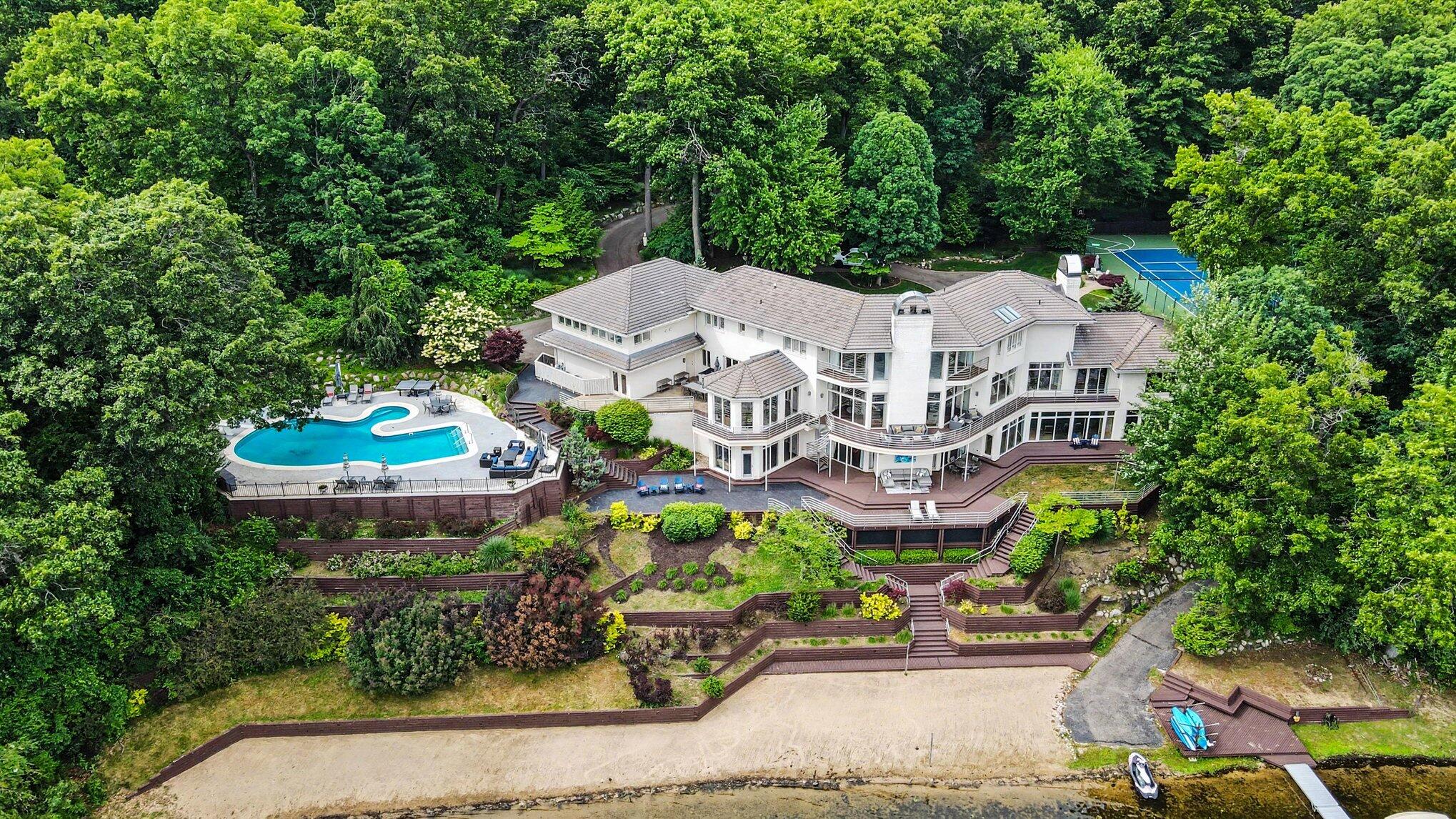 7405 Hidden Cove Place