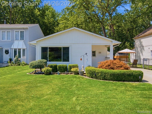 39681 DETROIT ST, HARRISON TOWNSHIP, MI 48045 - Image 30483363edb8bfca0e7ab6e34eeaffd9/1802561787