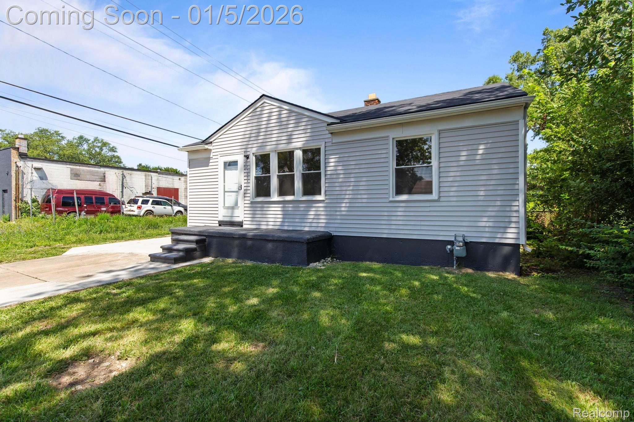 27334 NOTRE DAME Street