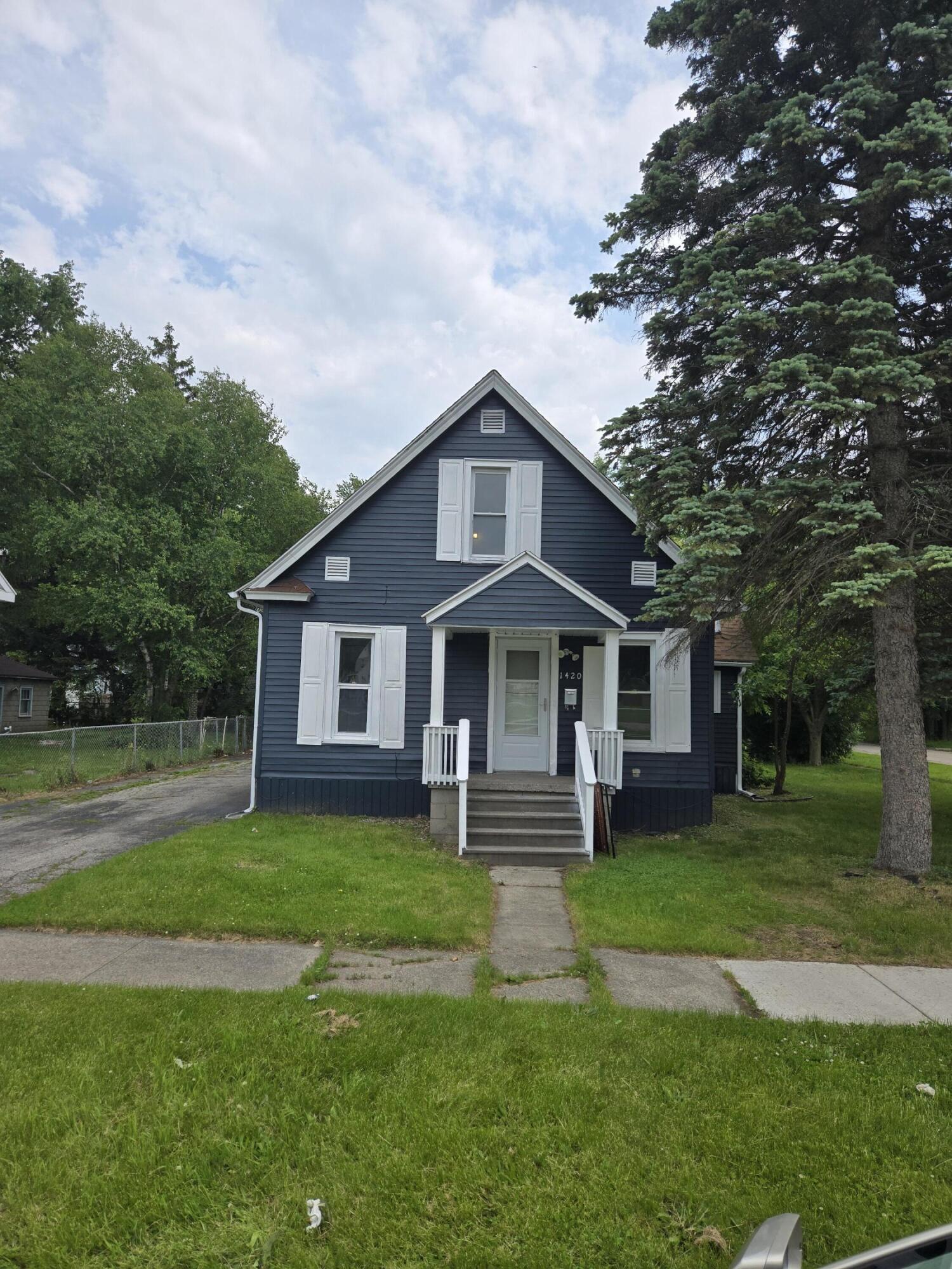 1420 Sweet Street