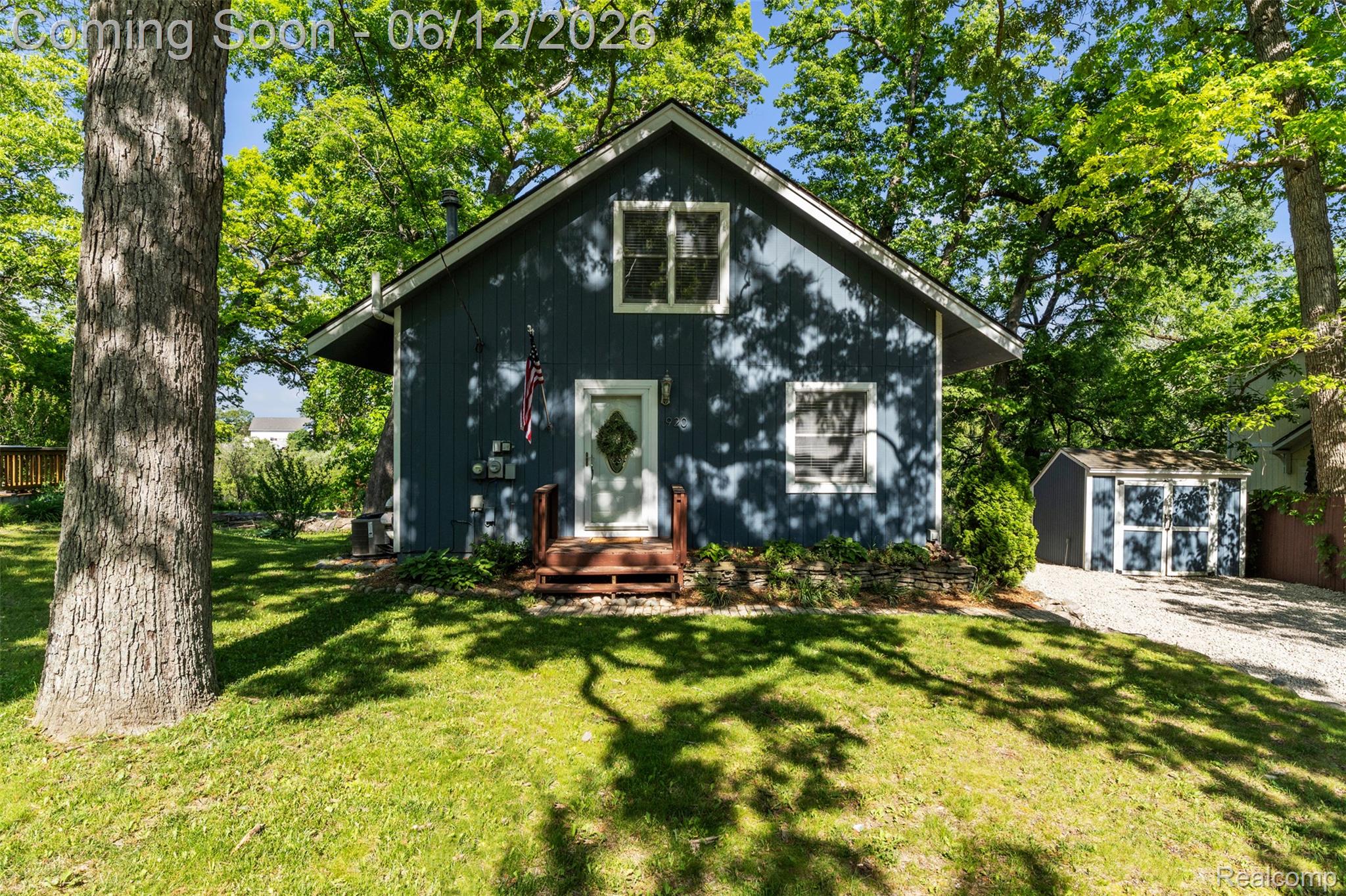 920 Hickory Ridge Circle
