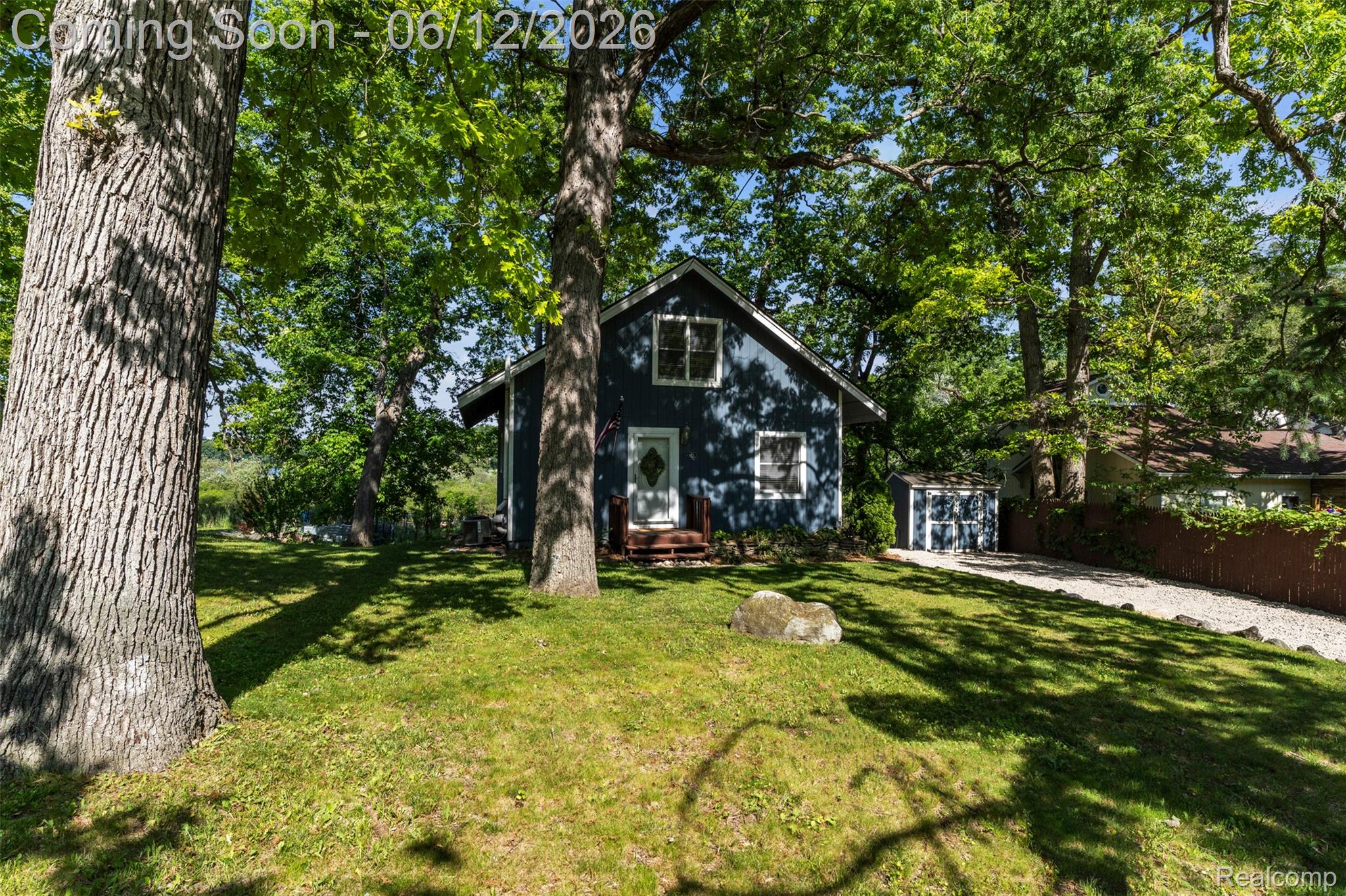 920 Hickory Ridge Circle