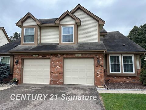 837 Whisperwood Trail Fenton Charter Township MI 48430
