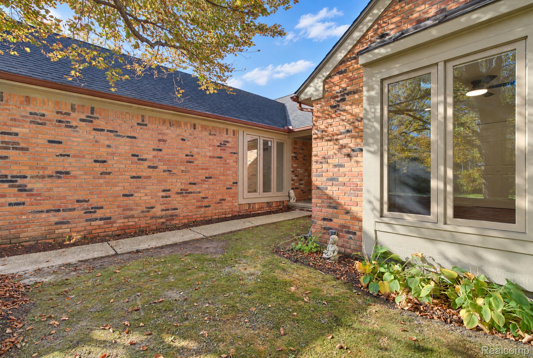 30449 Ramblewood Club Drive