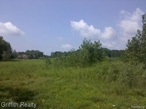 vac E MARR Howell Township MI 48855