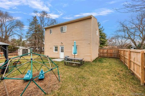 Tiny photo for 3570 Emmons Avenue, Rochester Hills City, MI 48307 (MLS # 20261021746)