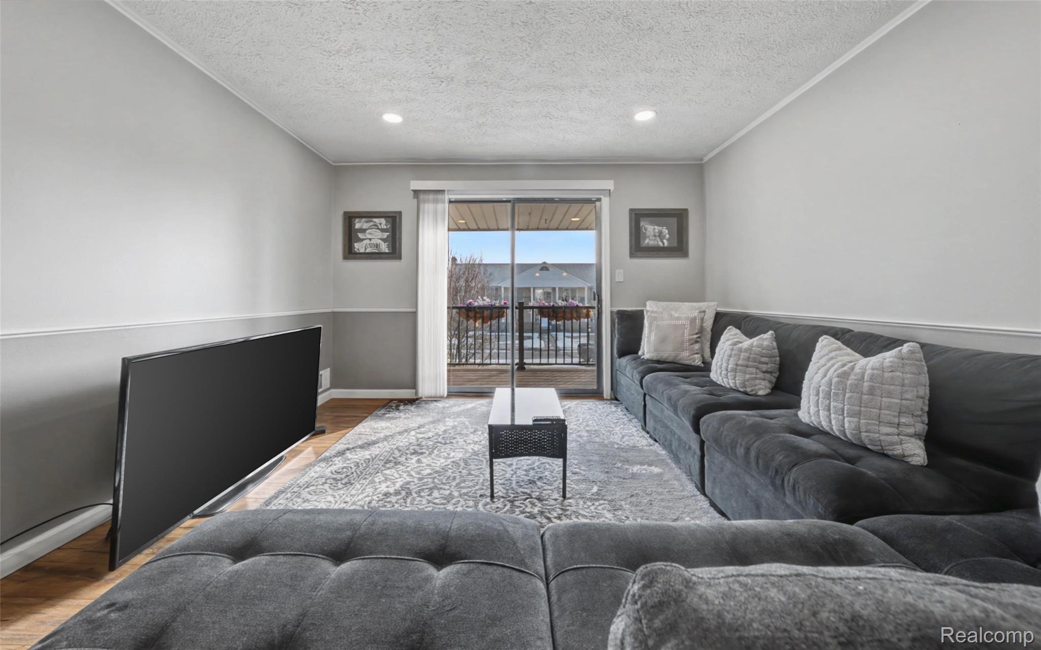 34821 Valleyview Dr. Drive D7