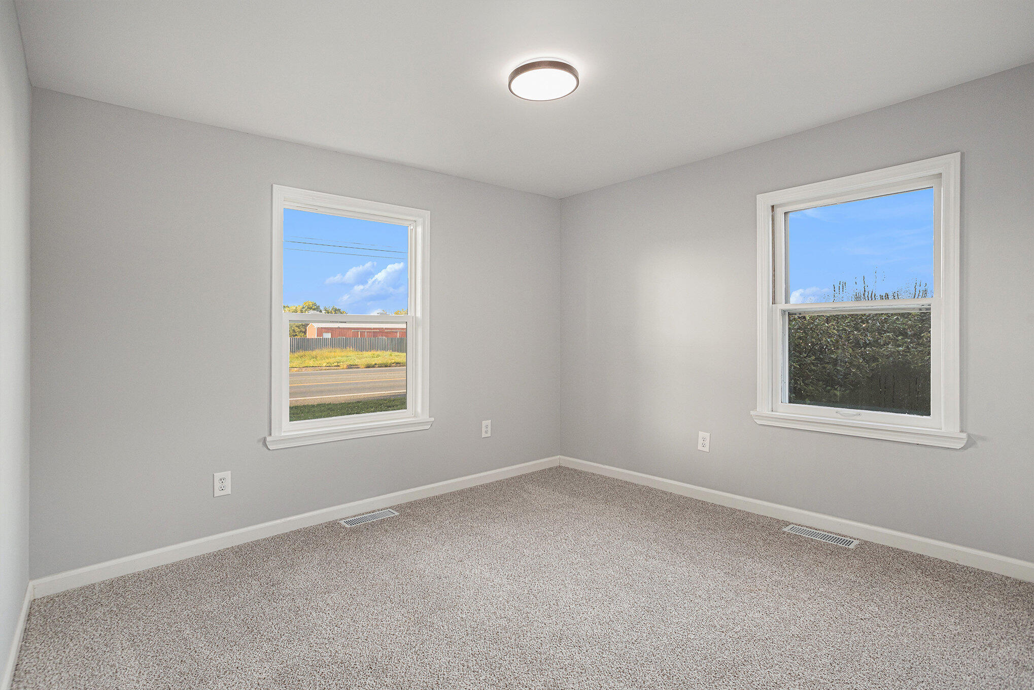 Kalamazoo Charter Township, Michigan 49004, United States, 3 Bedrooms Bedrooms, ,1 BathroomBathrooms,Residential,Active,202846