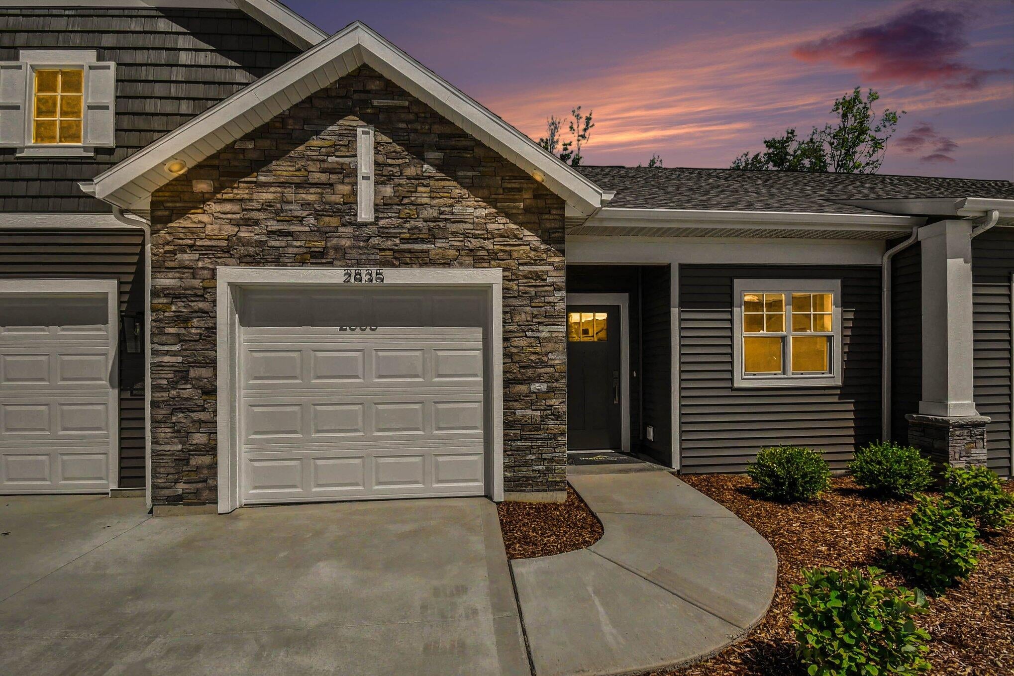 2835 W Cobblestone Court SE 15