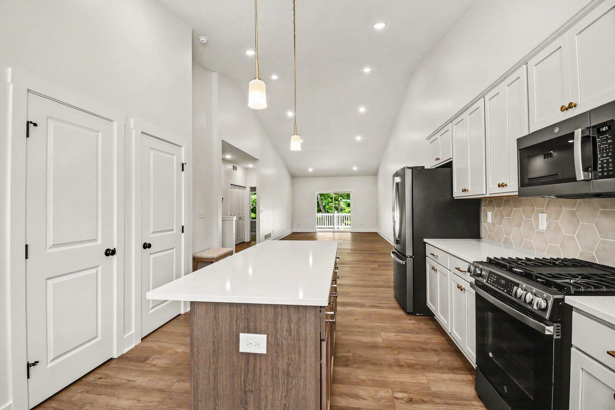 2835 W Cobblestone Court SE 15