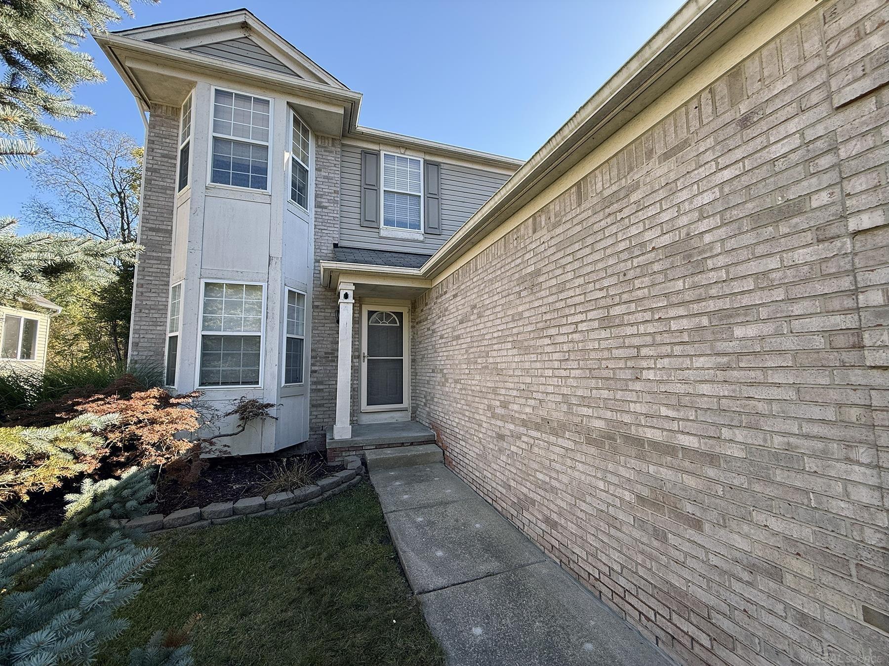 810 Canyon Creek Drive