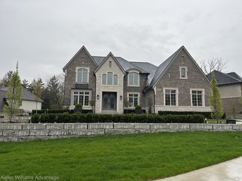 Photo of 22604 Montebello Court, Novi City, MI 48375 (MLS # 20261028388)