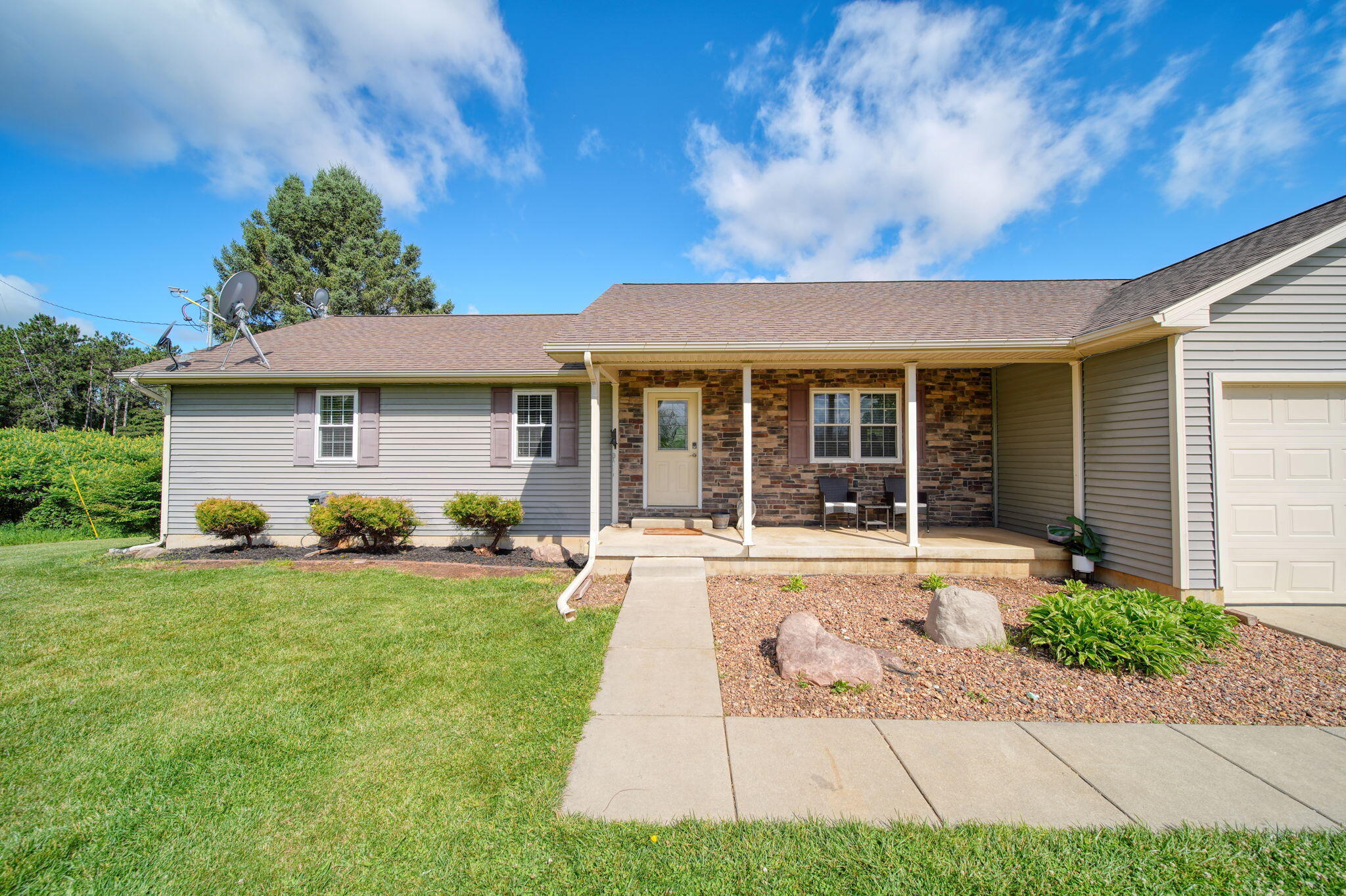 13700 Clinton Road