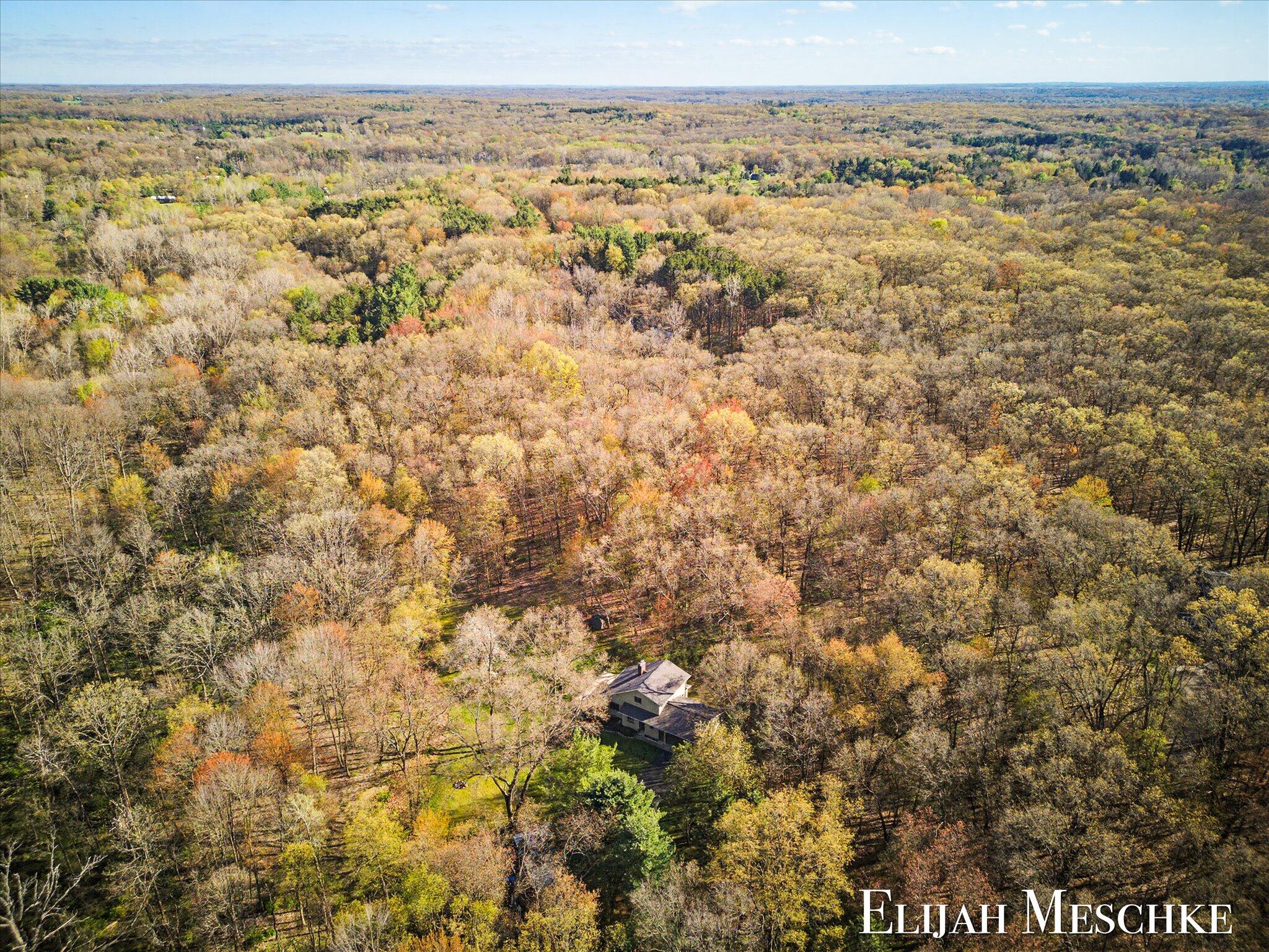 9000 Crooked Crow Road NE