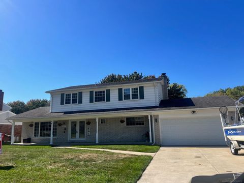 38447 Foxcroft Boulevard Harrison Charter Township MI 48045