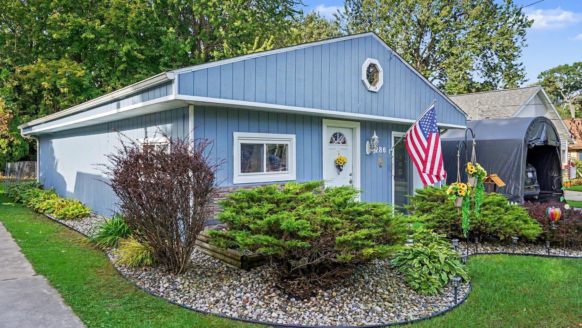 286 Lagoon-Beach Drive