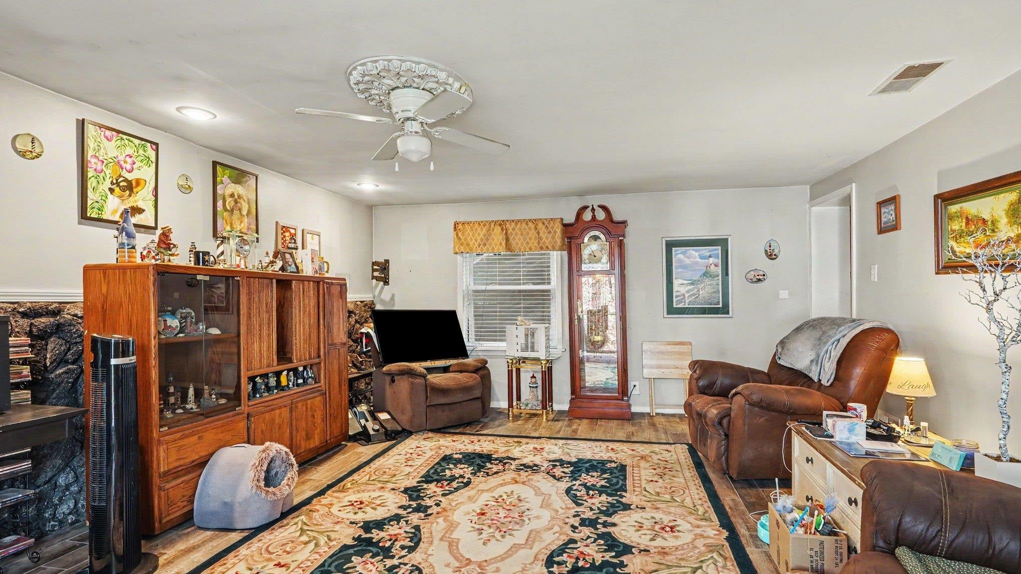286 Lagoon-Beach Drive