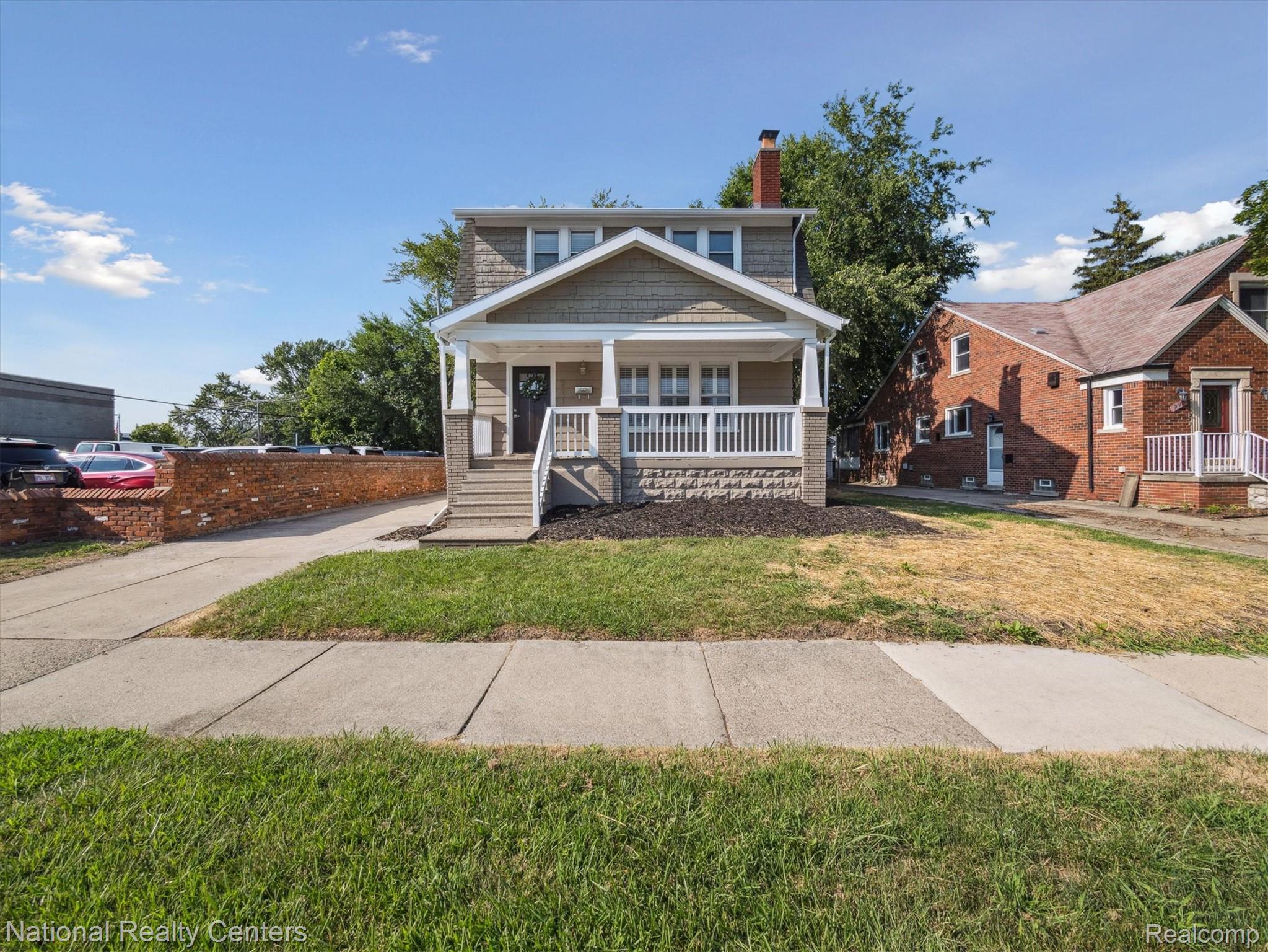 211 Silman Street