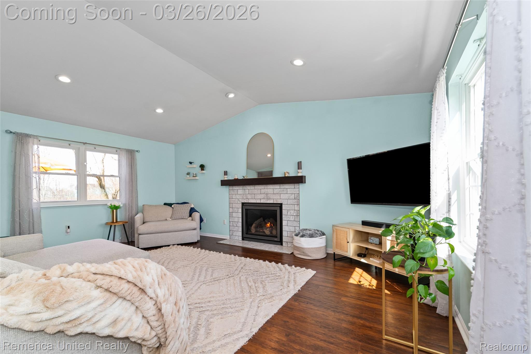 785 Eagle Heights Drive