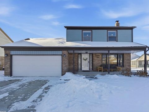 31869 Grove Street Fraser City MI 48026