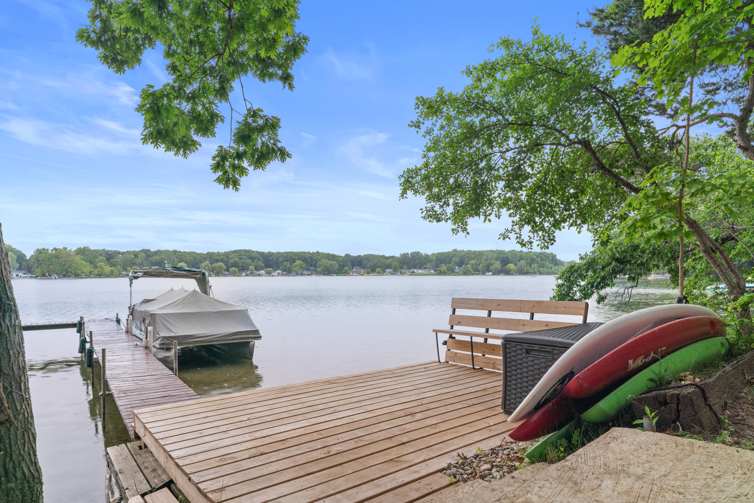 3184 N Lakeshore Drive