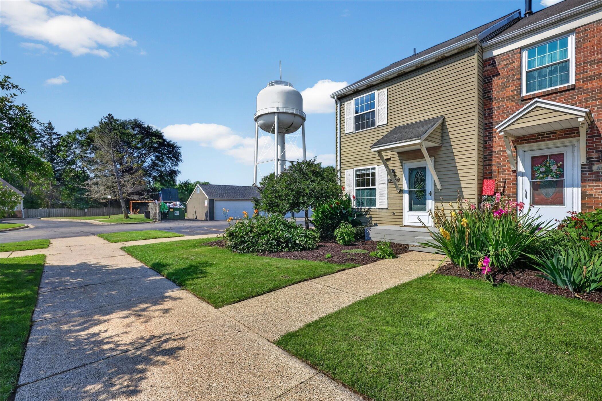 4569 Moffett Road NW 97