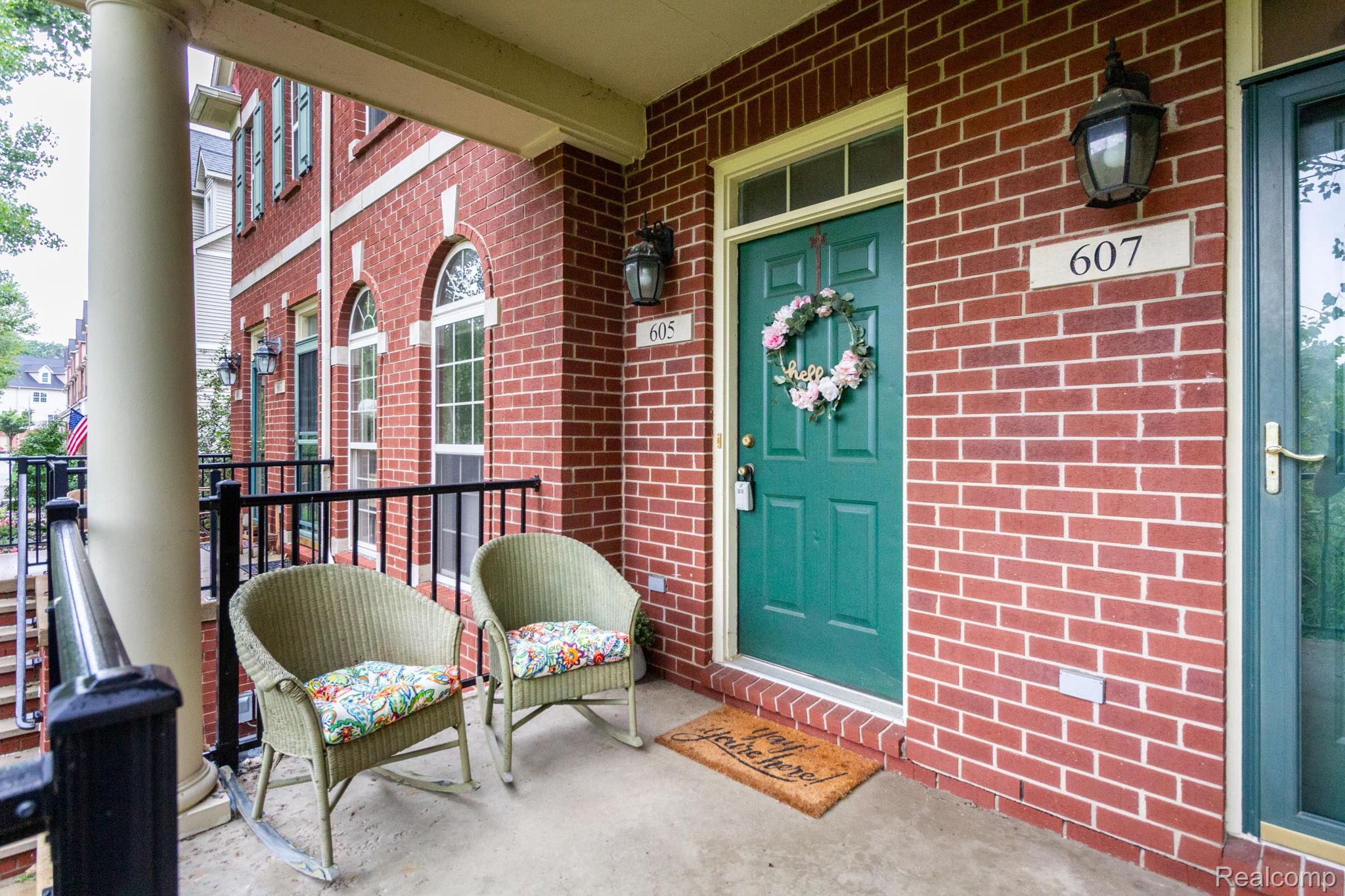 605 Village Lane