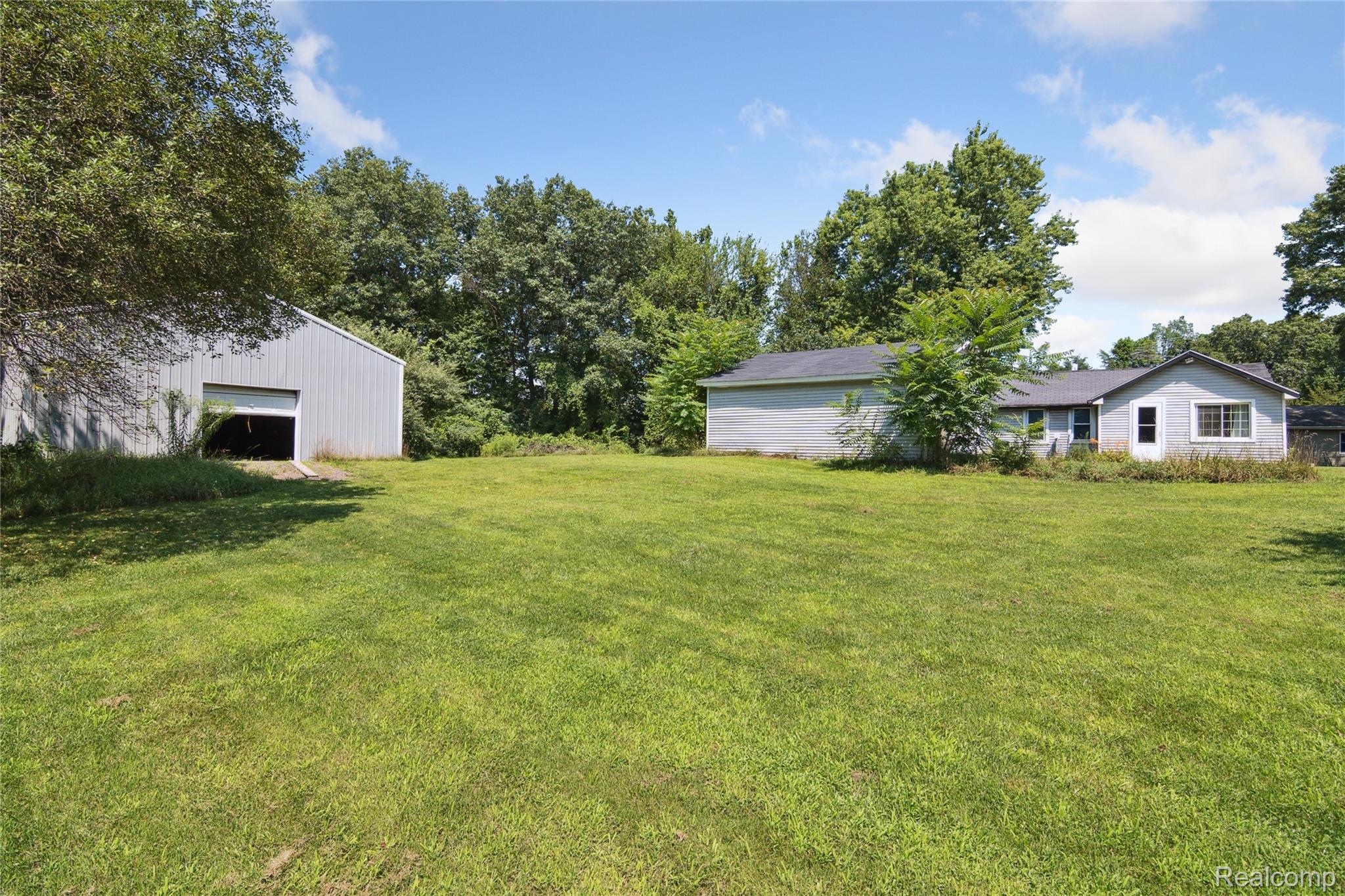 6284 Brooklyn Road