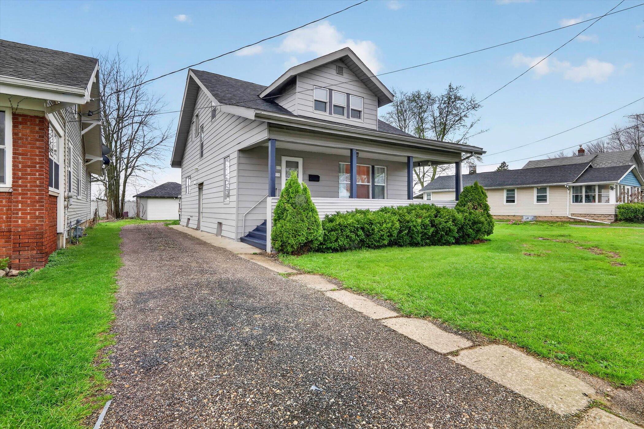 359 Lakeview Avenue
