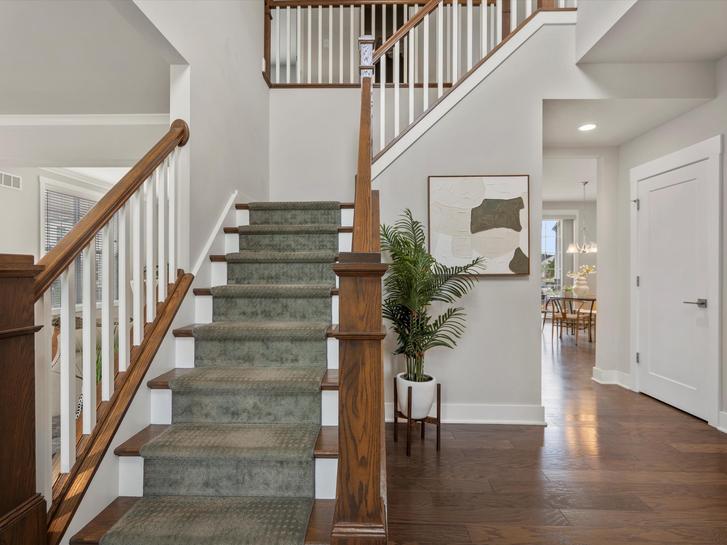 406 Pineway Drive