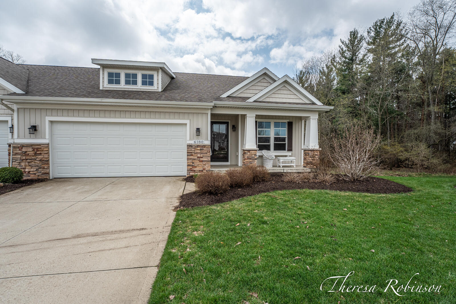 6180 Charleston Lane 46