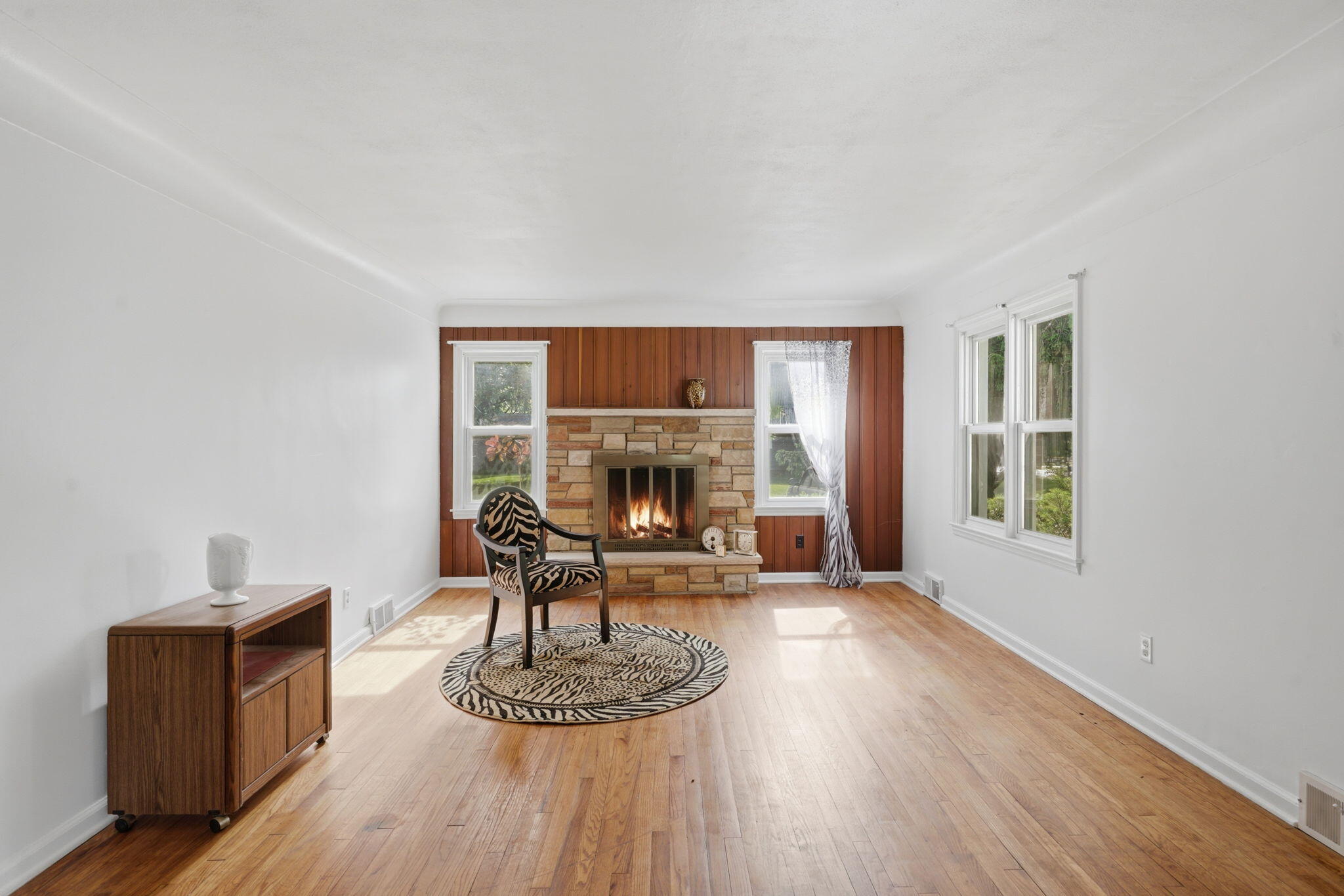 1158 W Reid Road