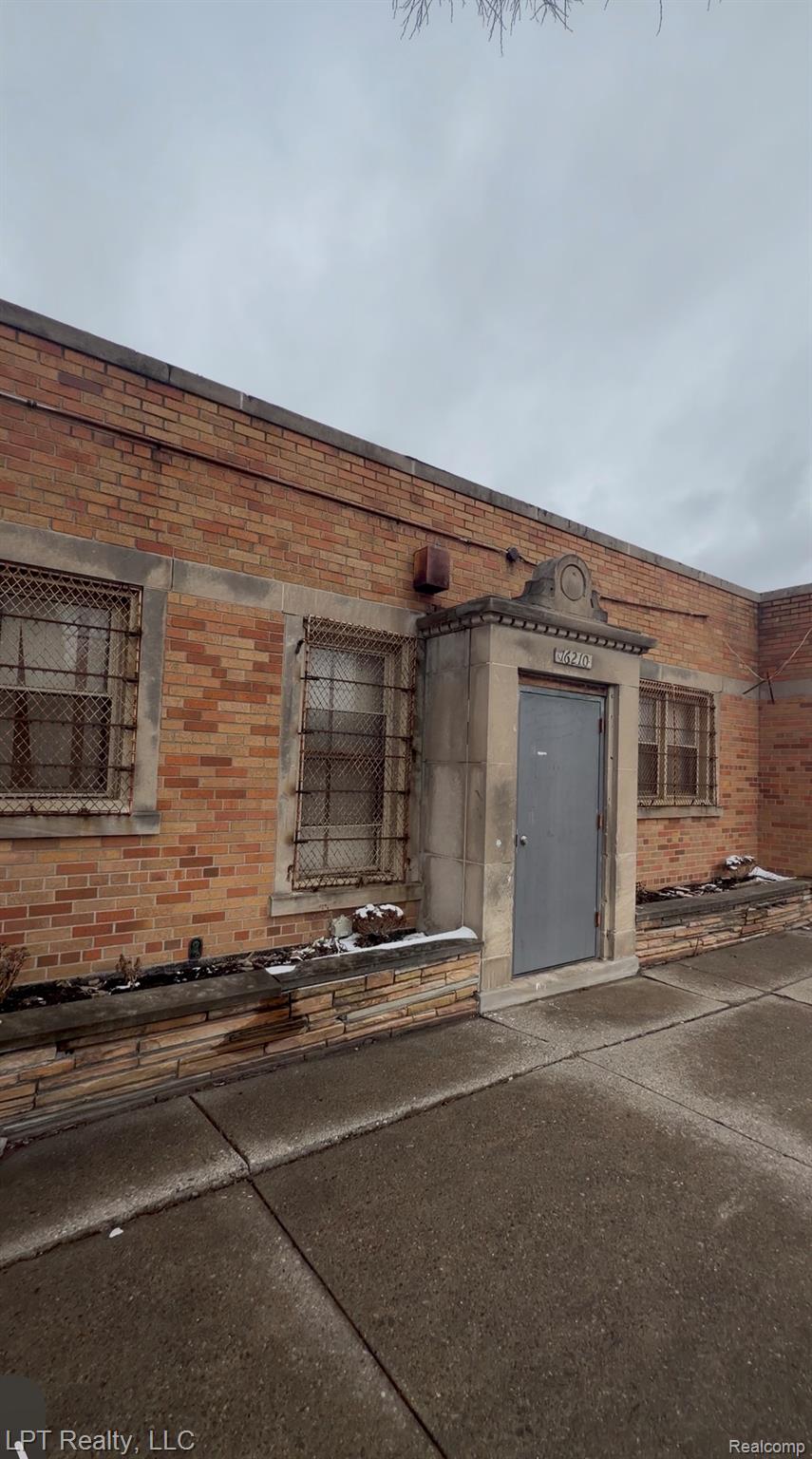 16210 James Couzens Freeway