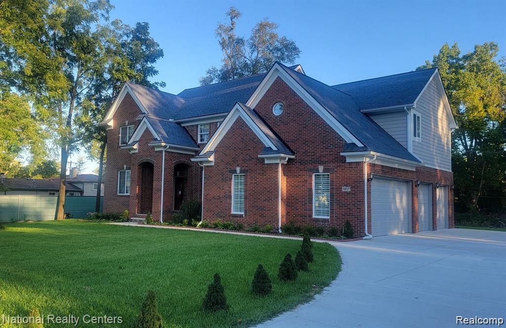 30527 W 11 Mile Road