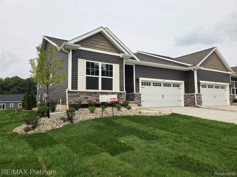 Photo for 867 Oakwood Circle 25