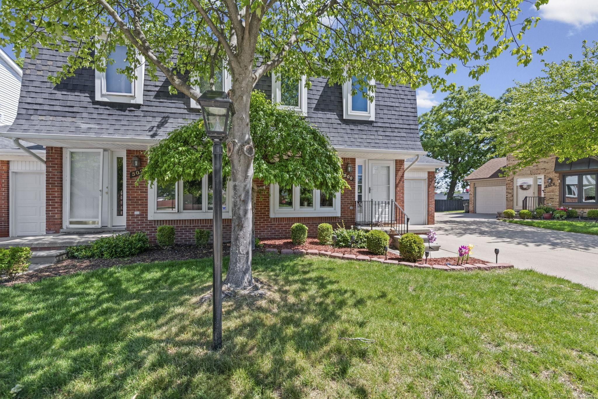 500 Pineview Court